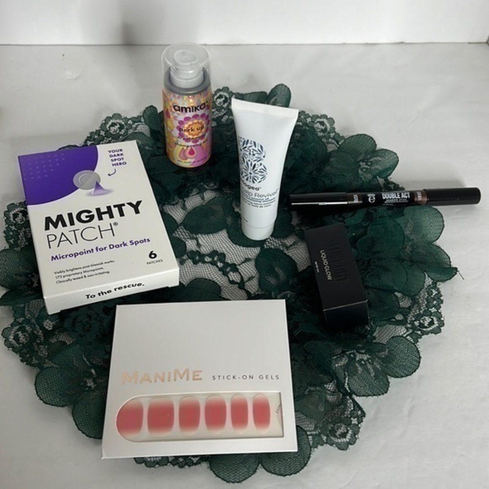 MAKE-UP BUNDLE NAME BRANDS